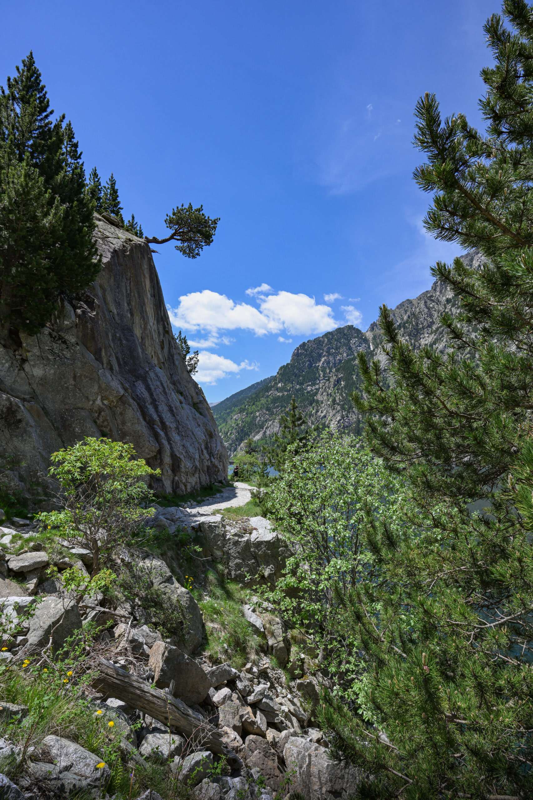 Roadtrip Pyreneeën – Dag 9: Het ultieme bergmeer en een harig afscheid in Boí