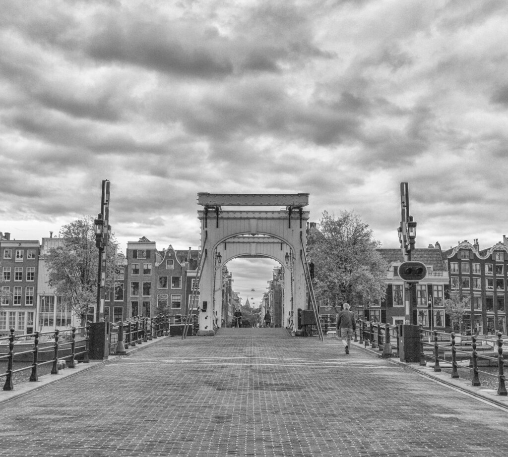 Magere brug Amsterdam