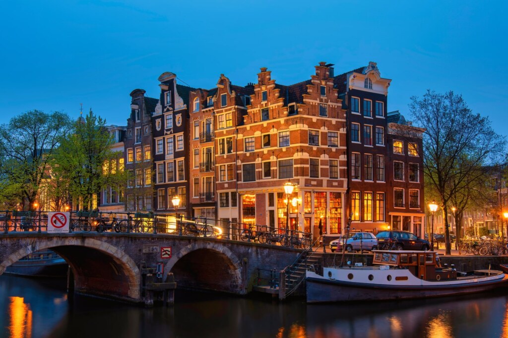 De mooiste grachtenpanden van Amsterdam