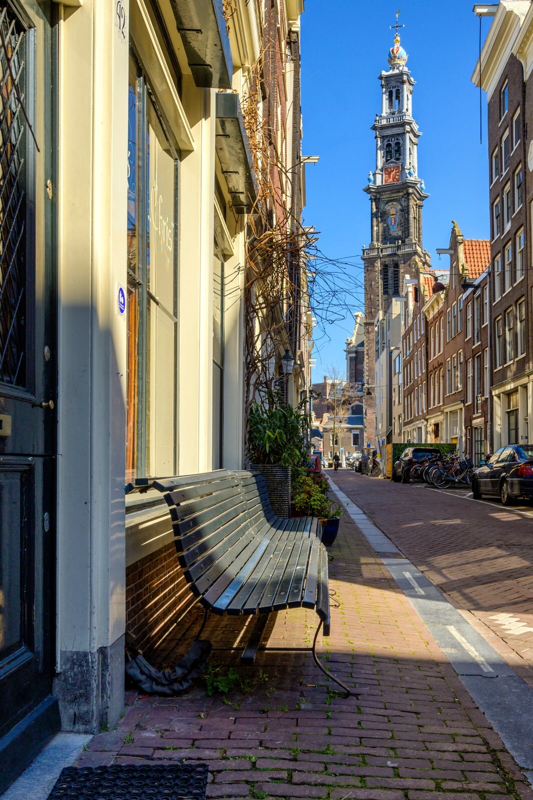 Aan de voet van die Ouwe Wester in Amsterdam