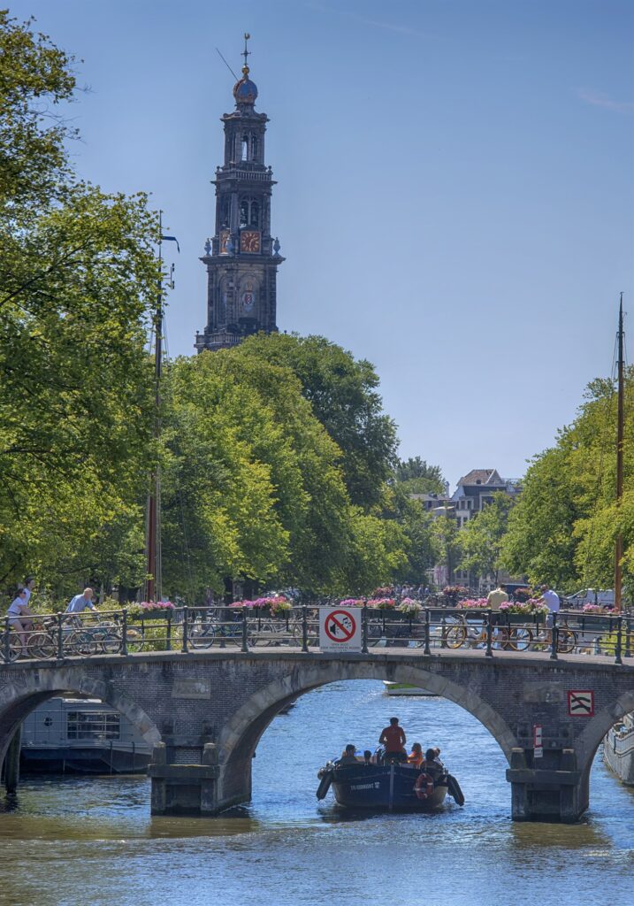 Premium foto Prinsengracht Amsterdam Varen & Grachten Amsterdam - Ideaal als fotobehang of naadloos behang op maat